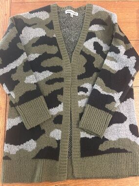 Madden Girl Black Crewneck Sweater with Silver Zebra Lurex